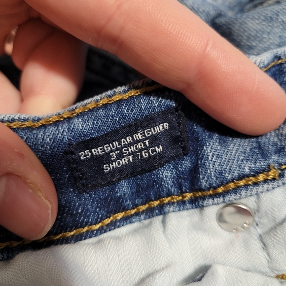 Gap rainbow stitch distressed denim shorts - Picture 10 of 13